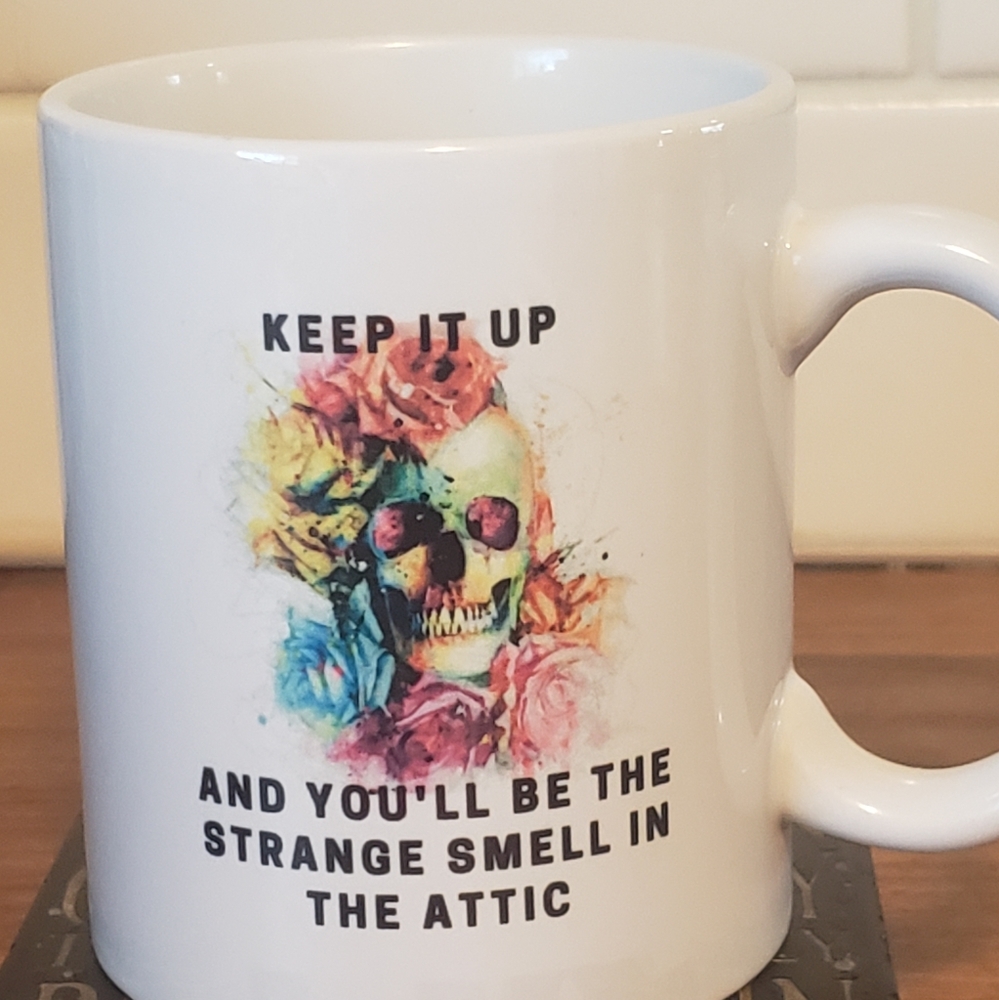 Skull mug